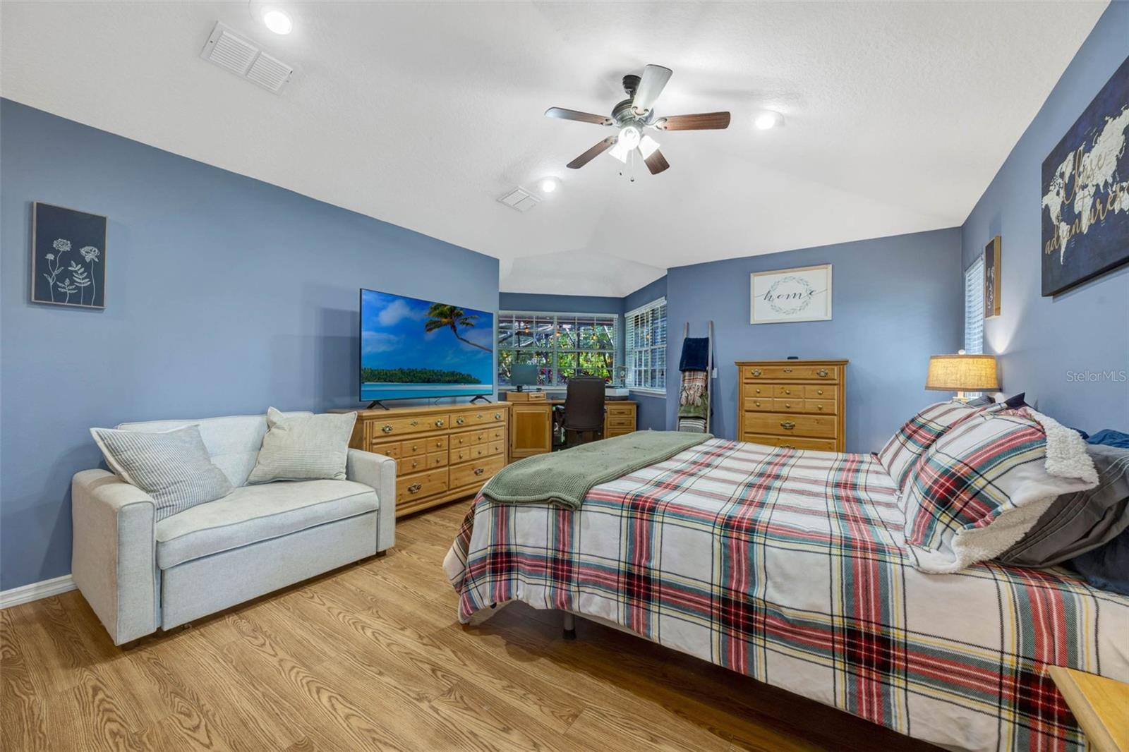 5301 FOREST BREEZE CT