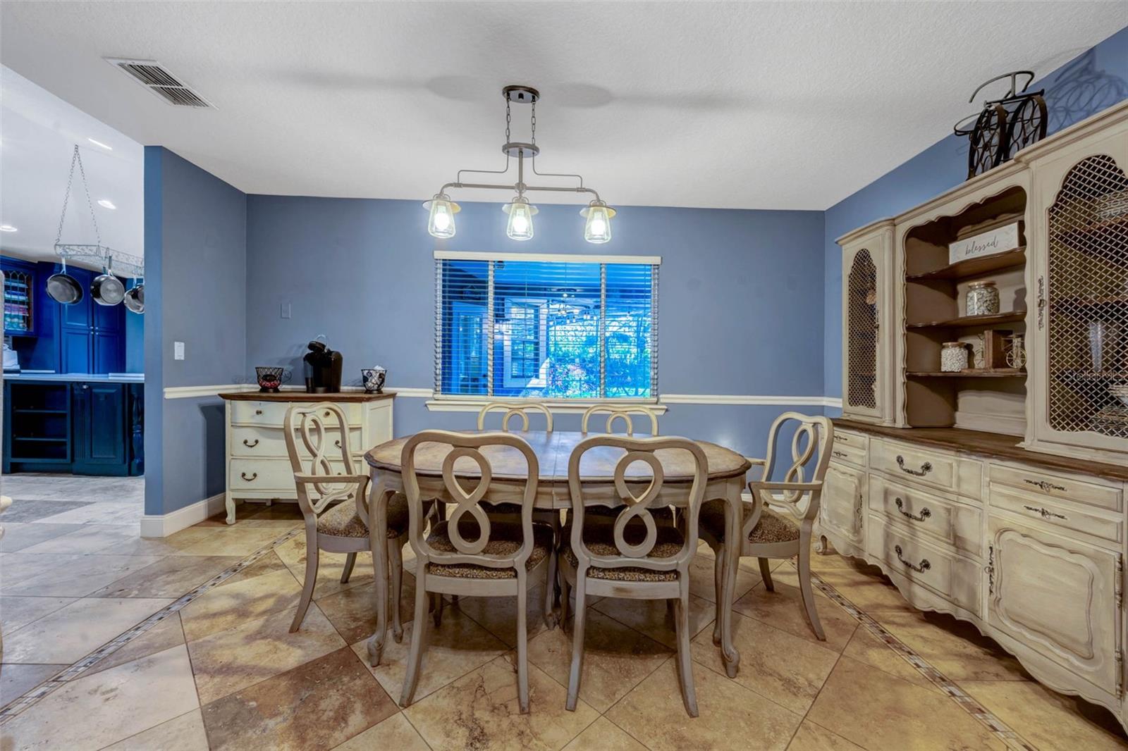 5301 FOREST BREEZE CT