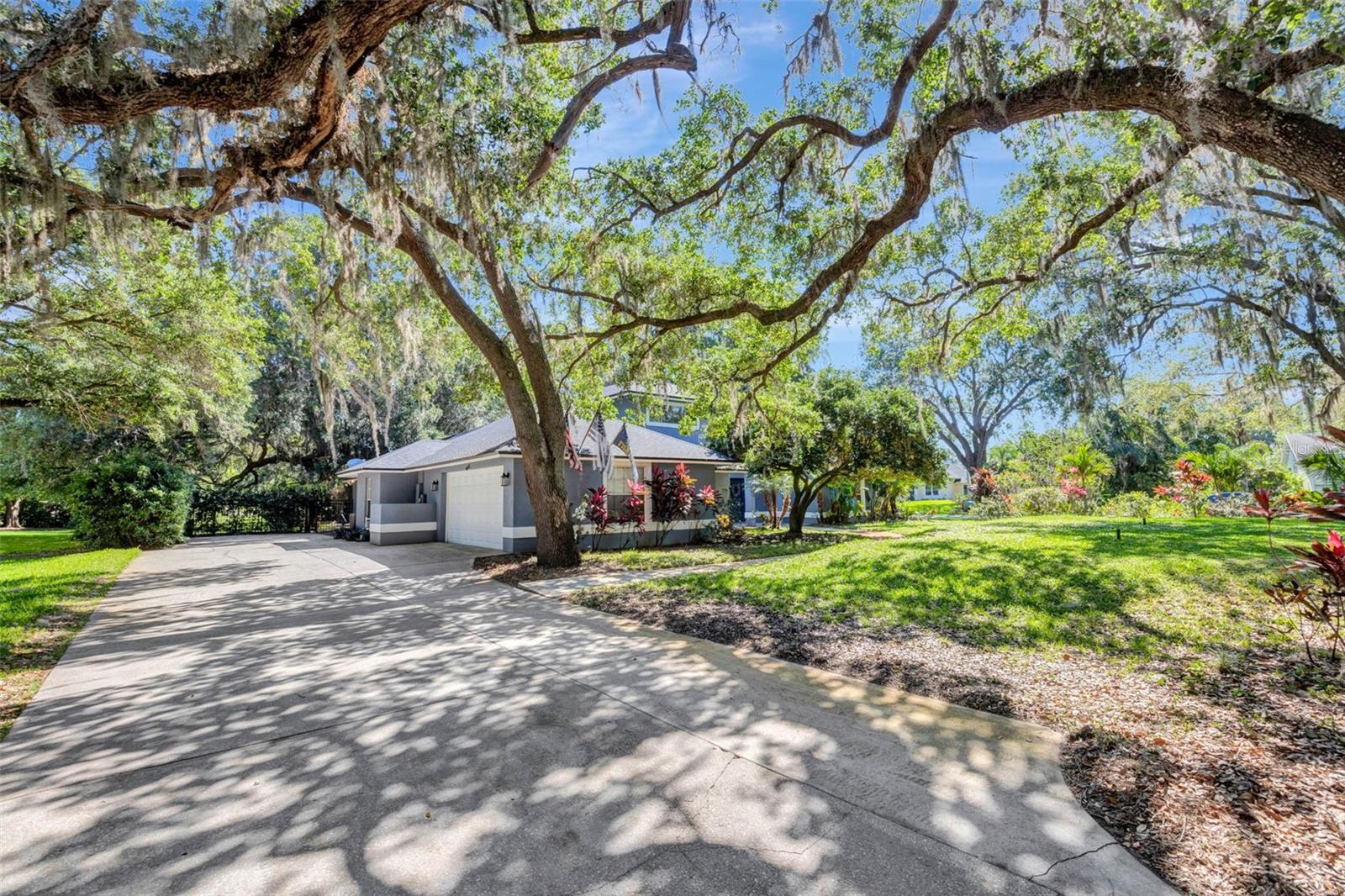 5301 FOREST BREEZE CT