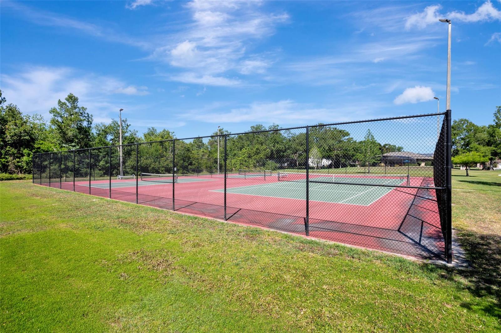 5301 FOREST BREEZE CT