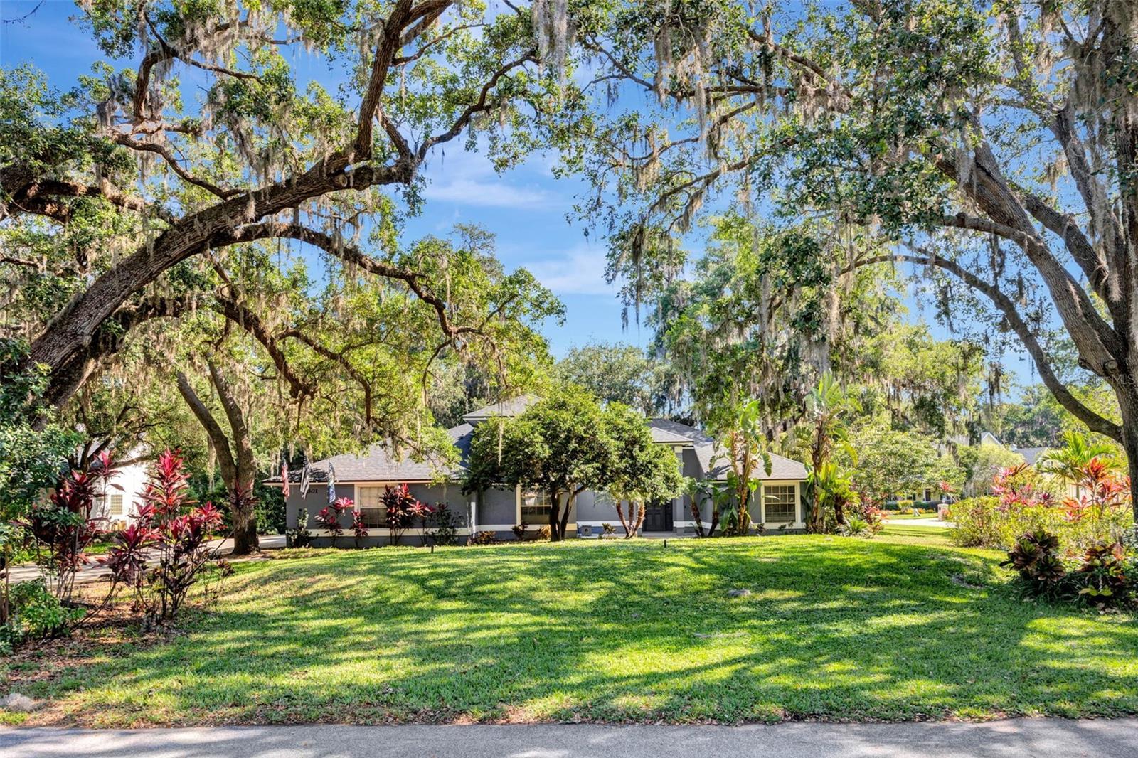 5301 FOREST BREEZE CT