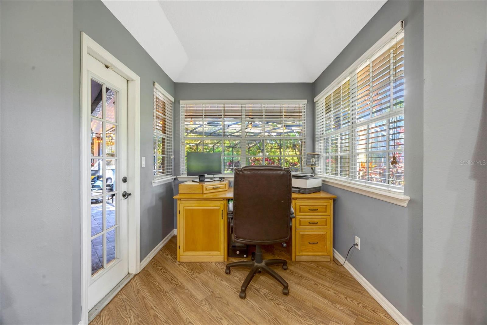 5301 FOREST BREEZE CT