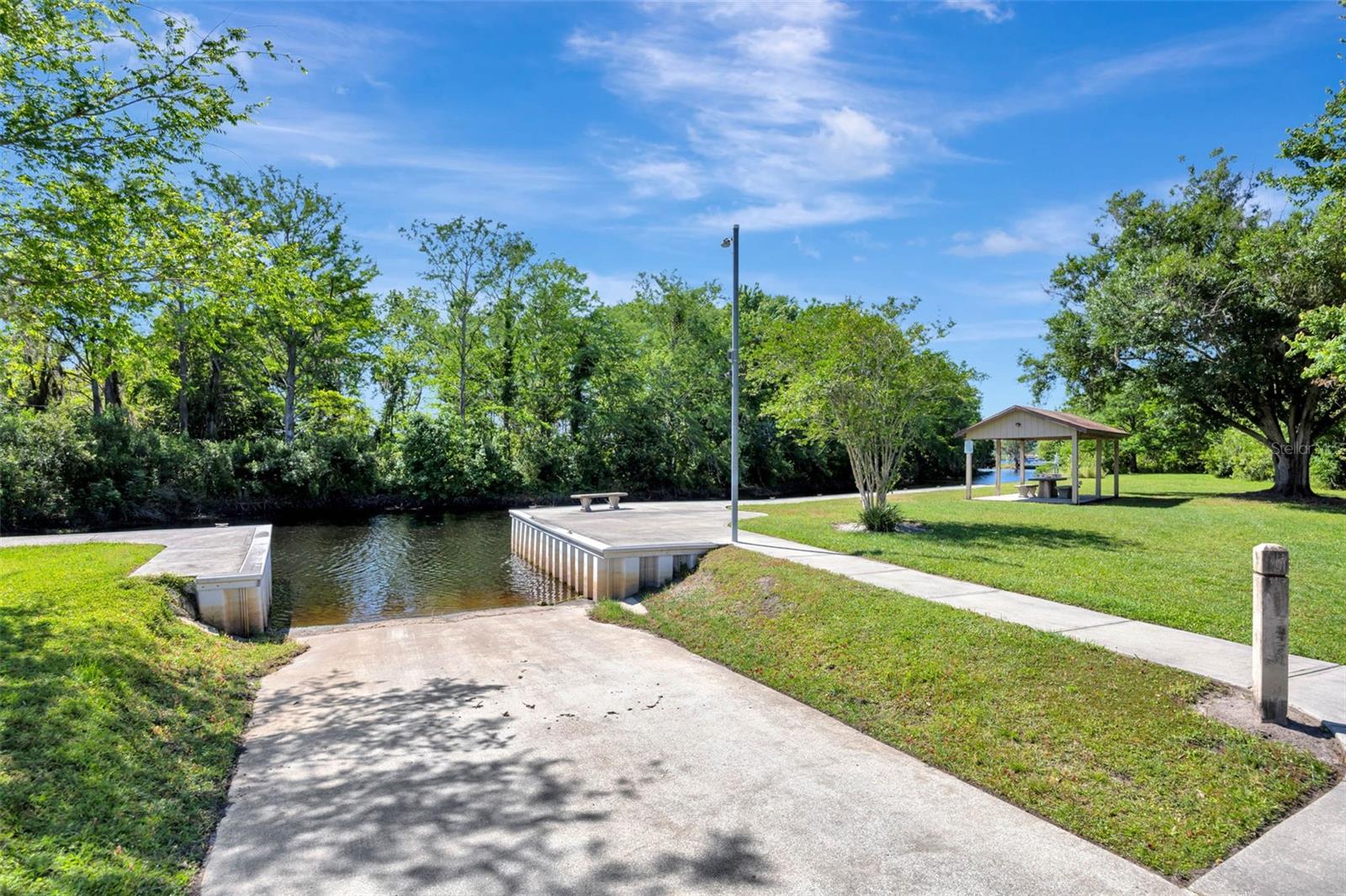 5301 FOREST BREEZE CT