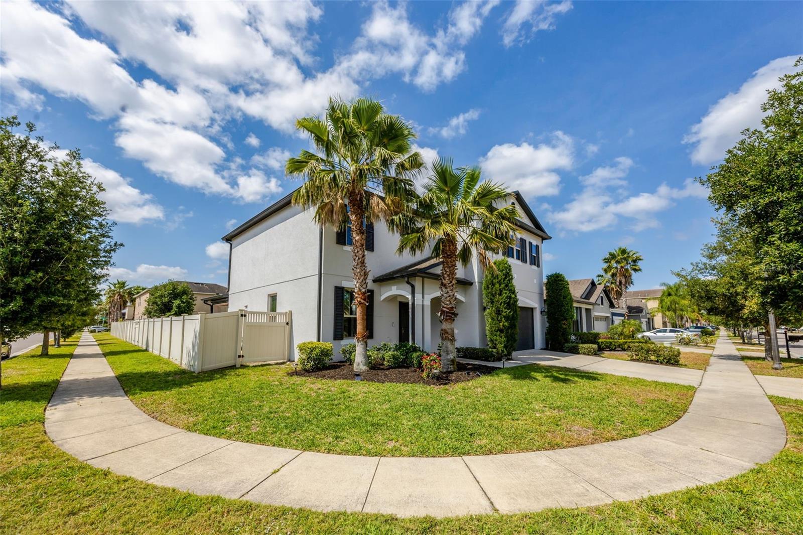 1476 PINE MARSH LOOP