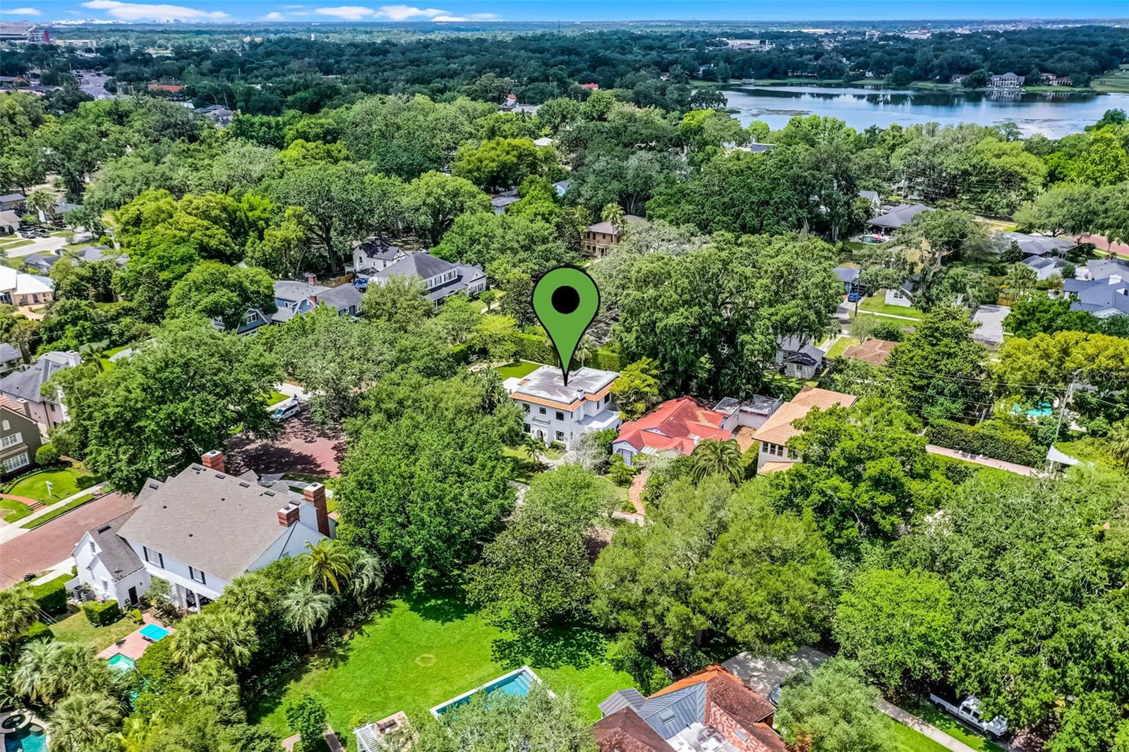 906 ALHAMBRA CT