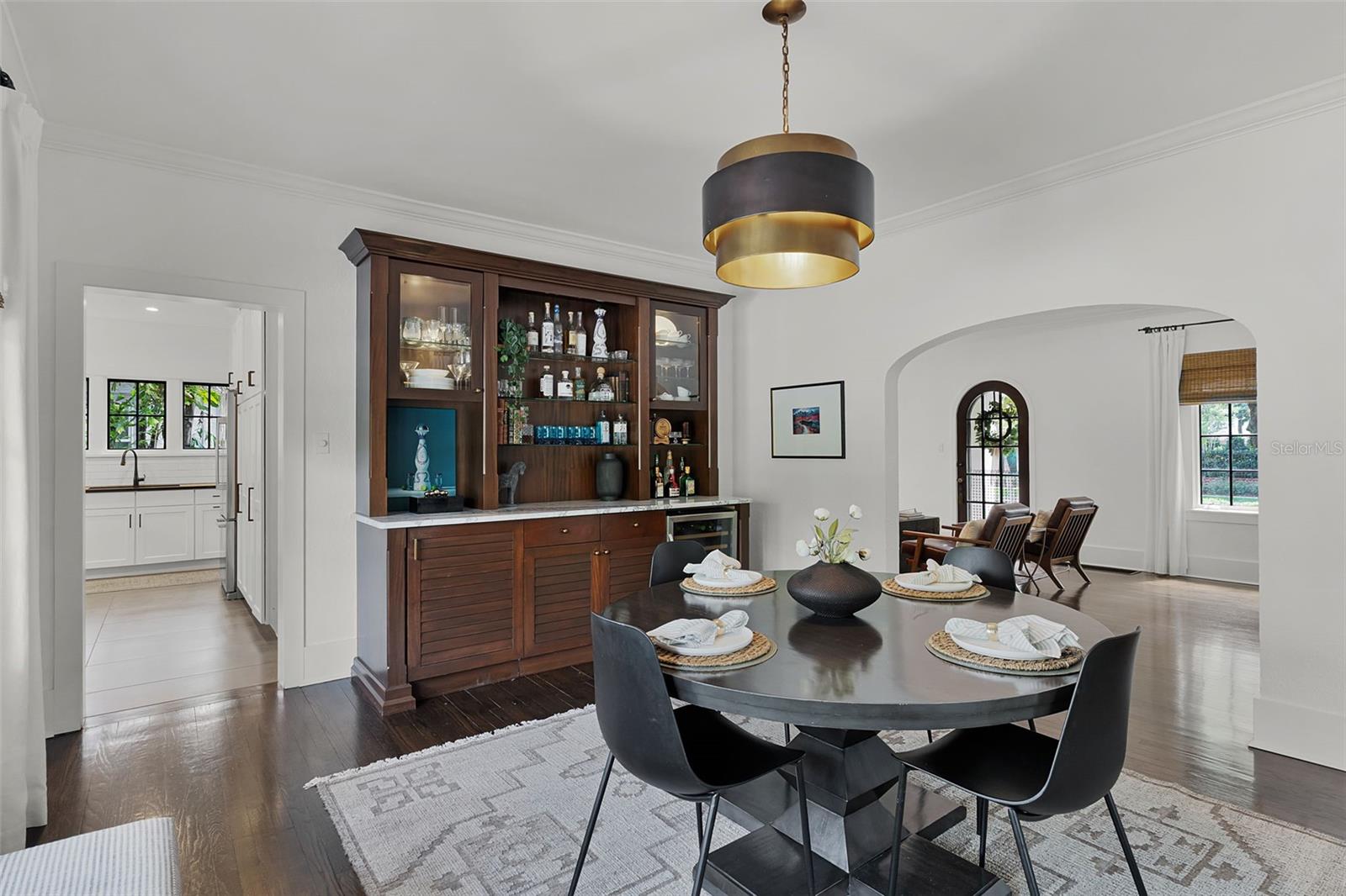 906 ALHAMBRA CT