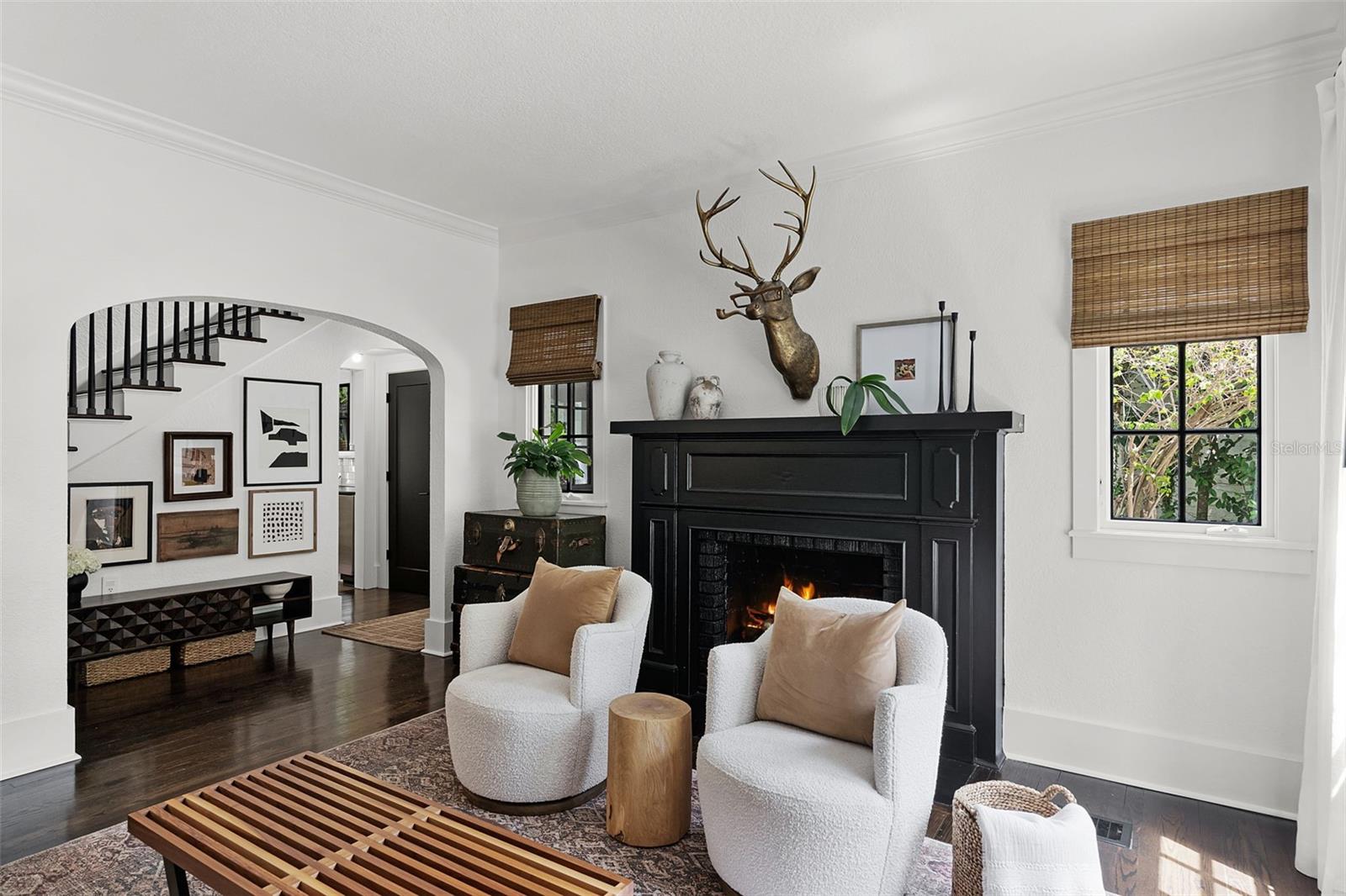 906 ALHAMBRA CT