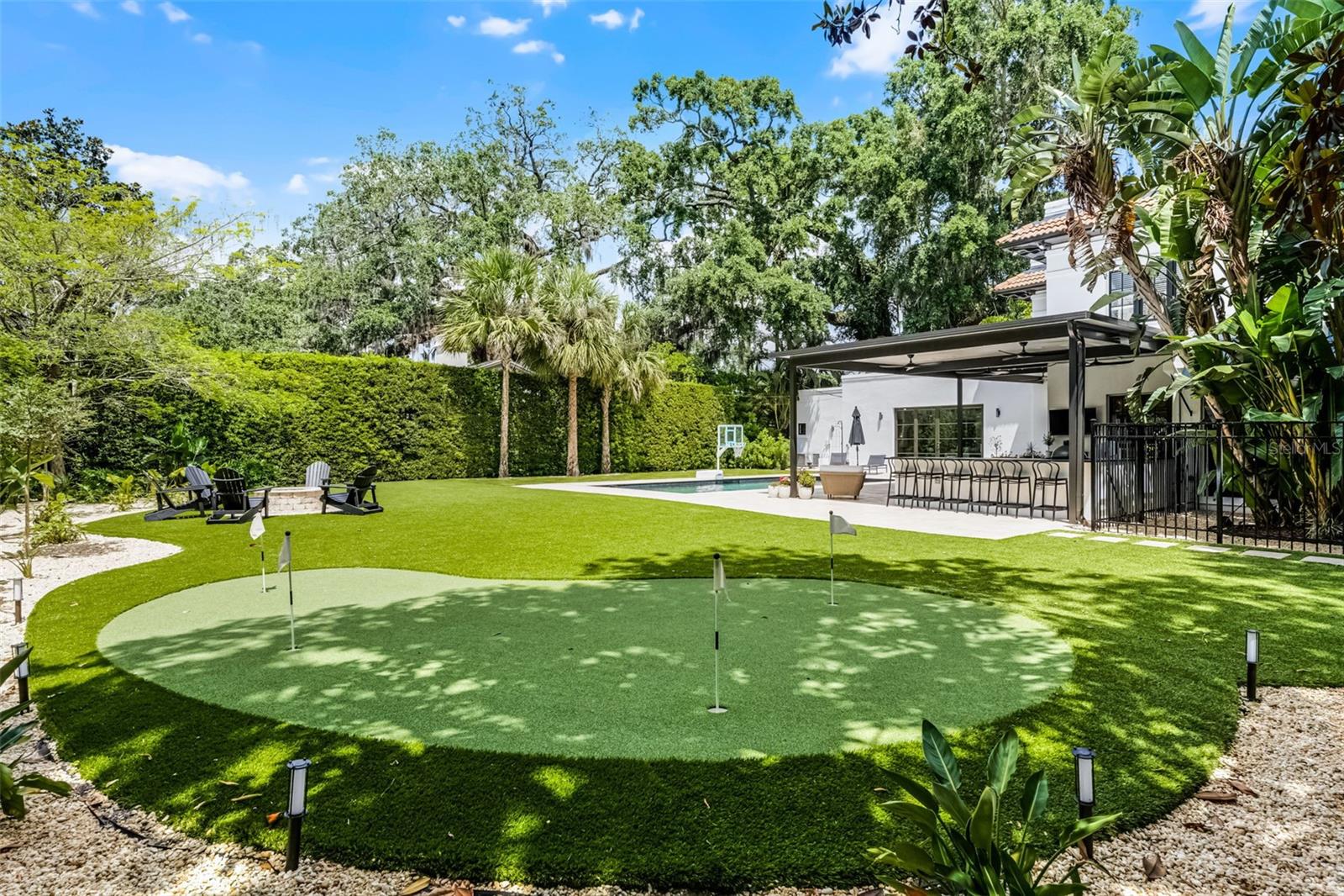 906 ALHAMBRA CT