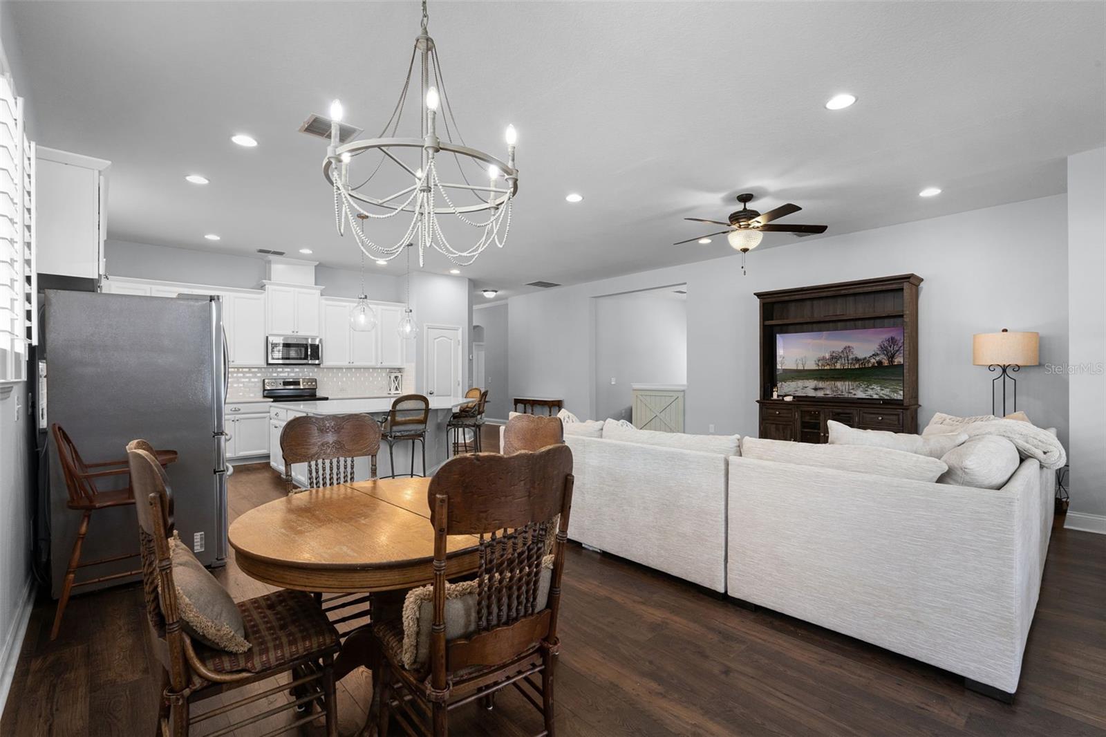 17200 GATHERING PLACE CIR