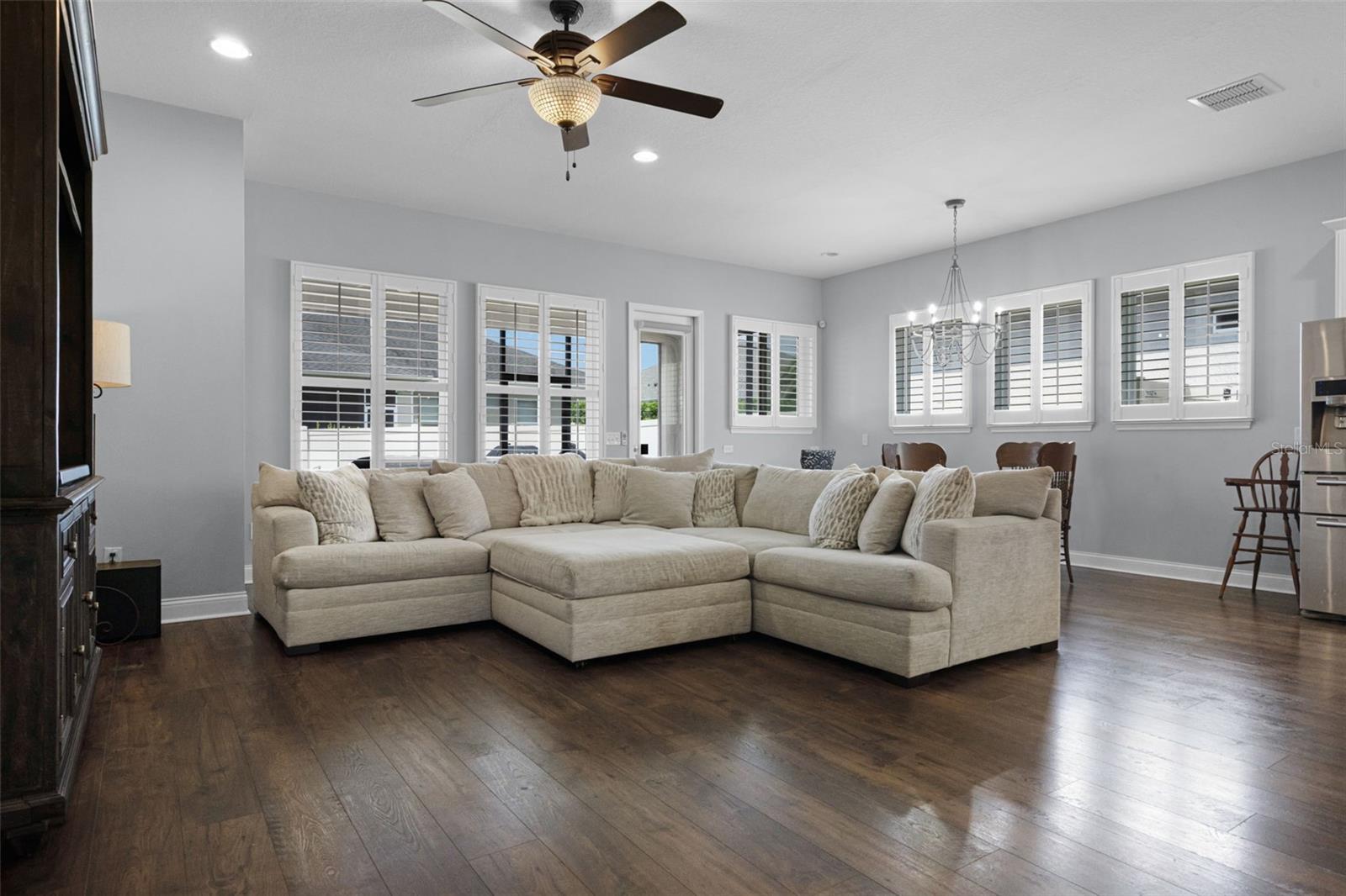 17200 GATHERING PLACE CIR