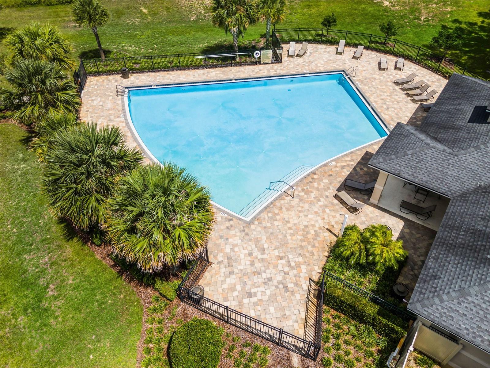 17200 GATHERING PLACE CIR