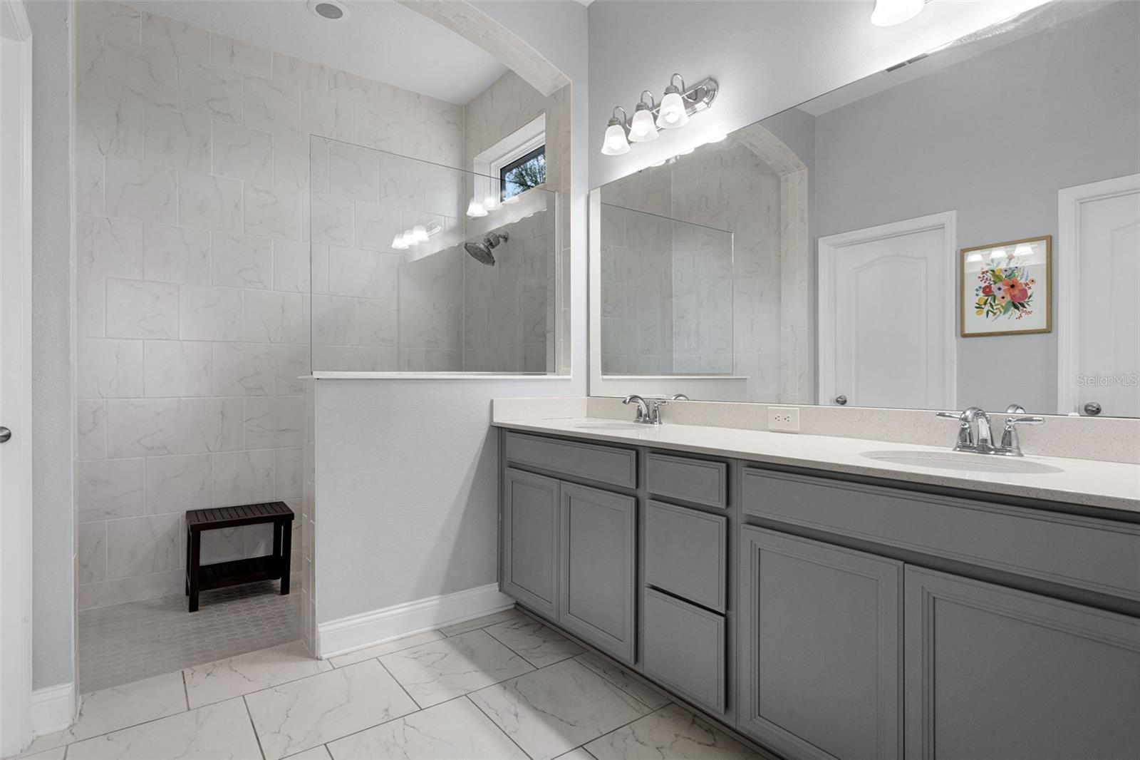 17200 GATHERING PLACE CIR