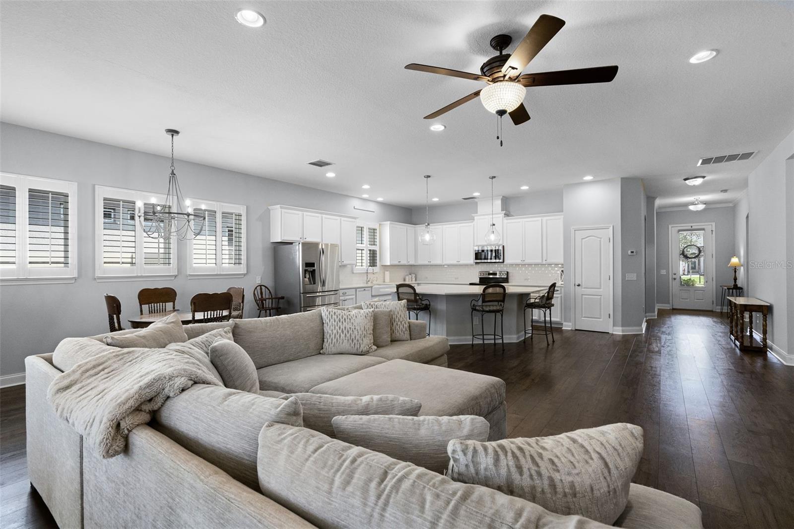 17200 GATHERING PLACE CIR