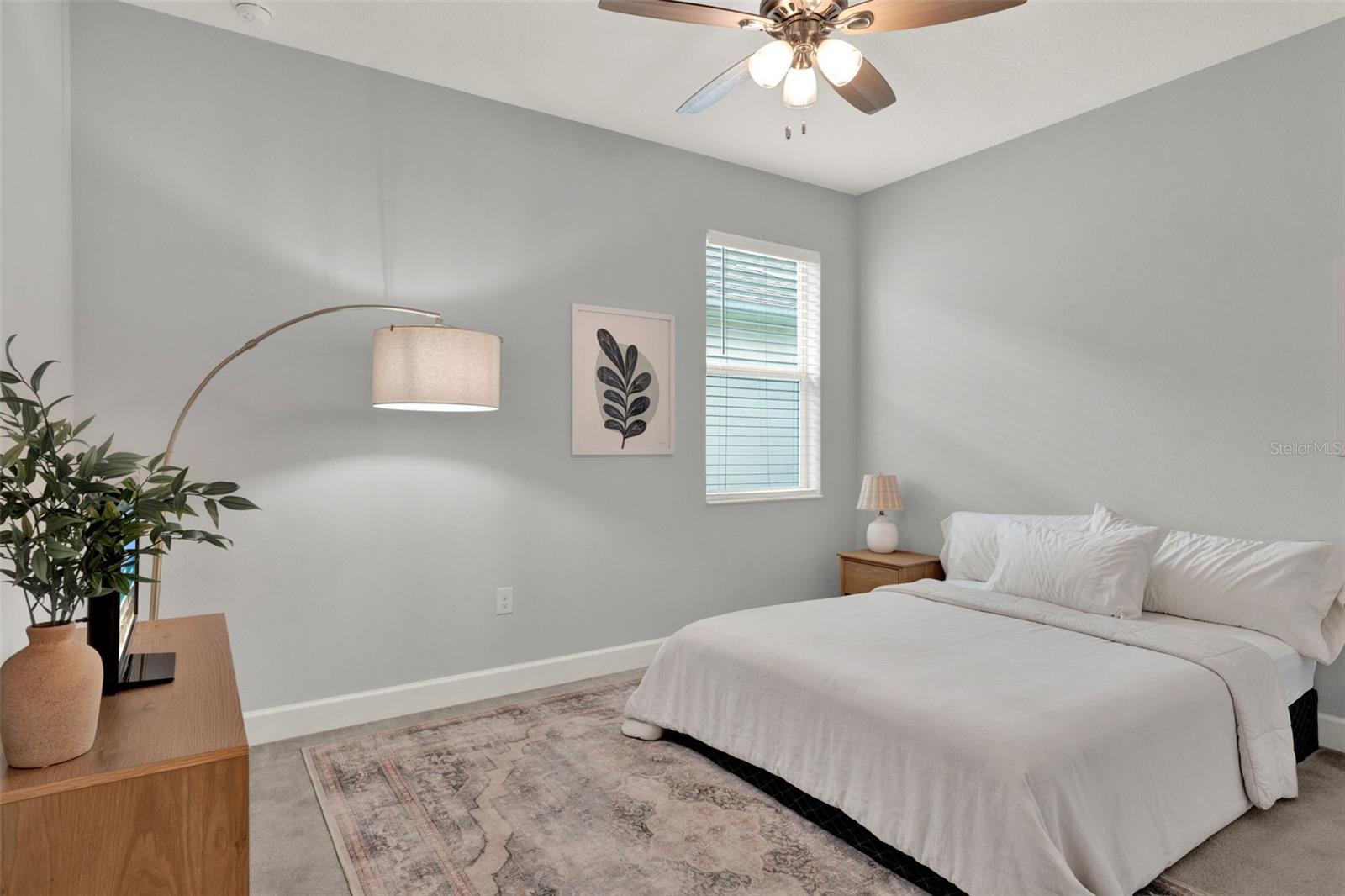 1061 CASTLEVECCHIO LOOP