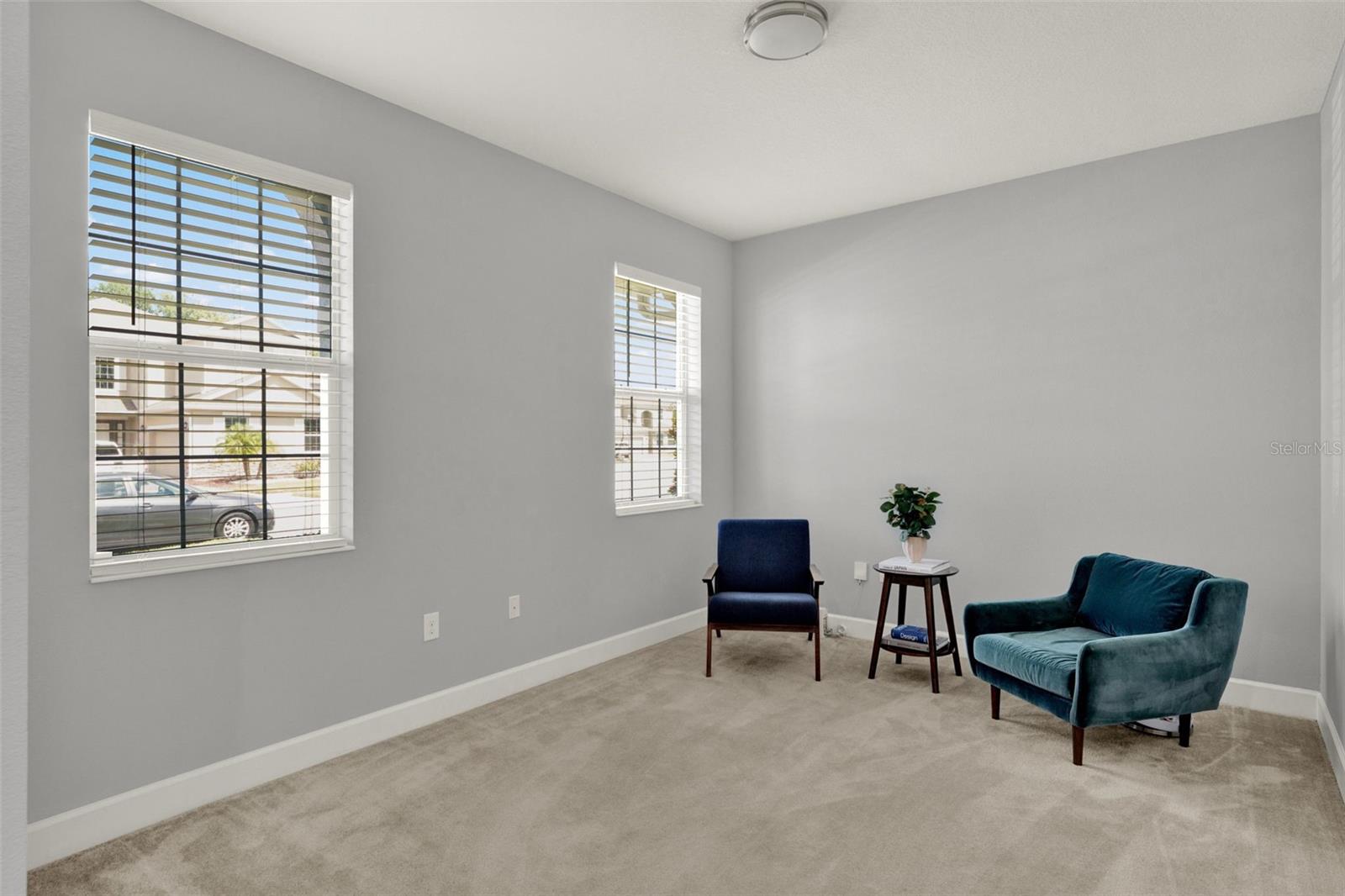 1061 CASTLEVECCHIO LOOP