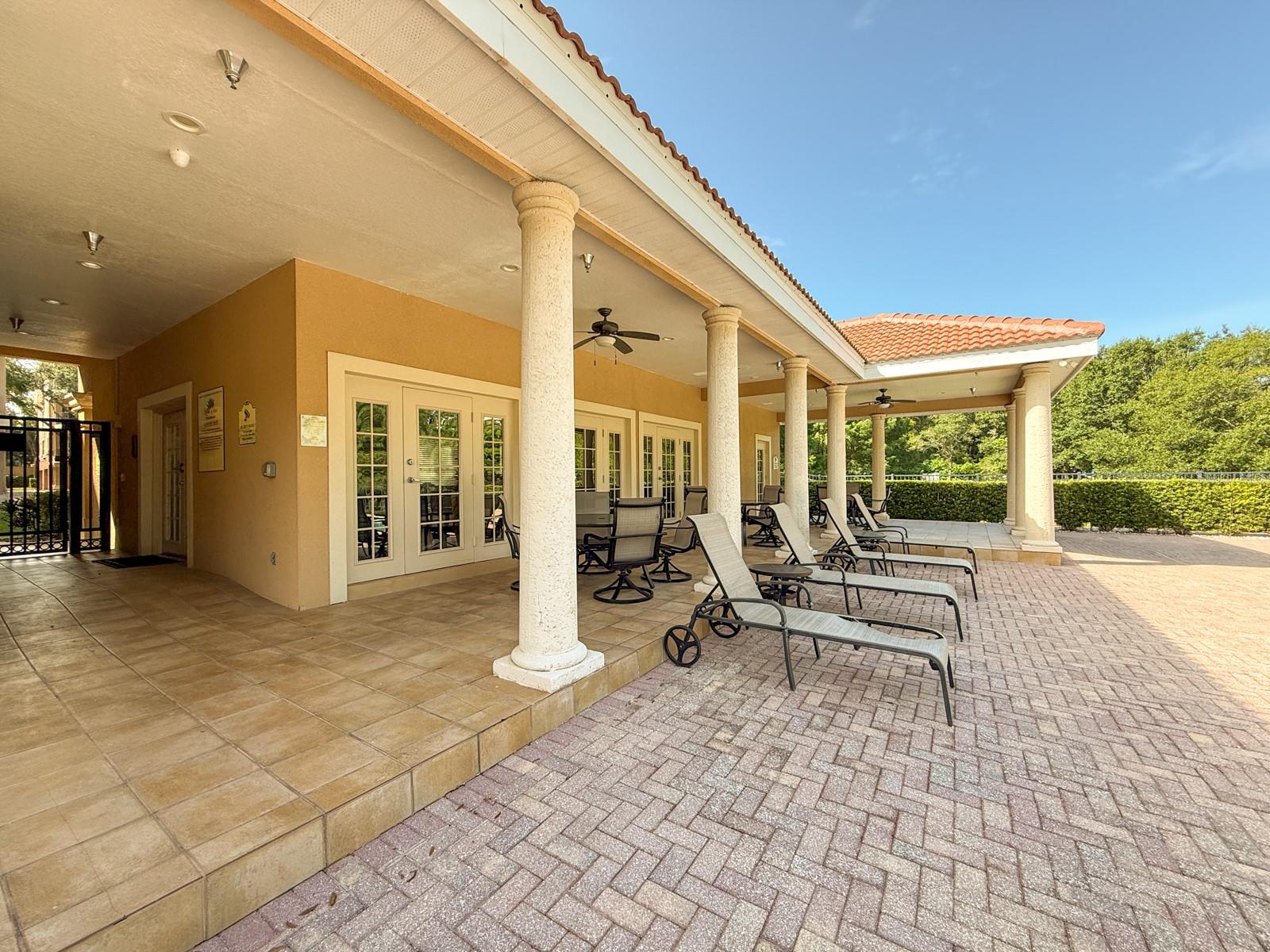 913 LOTUS VISTA DR #302