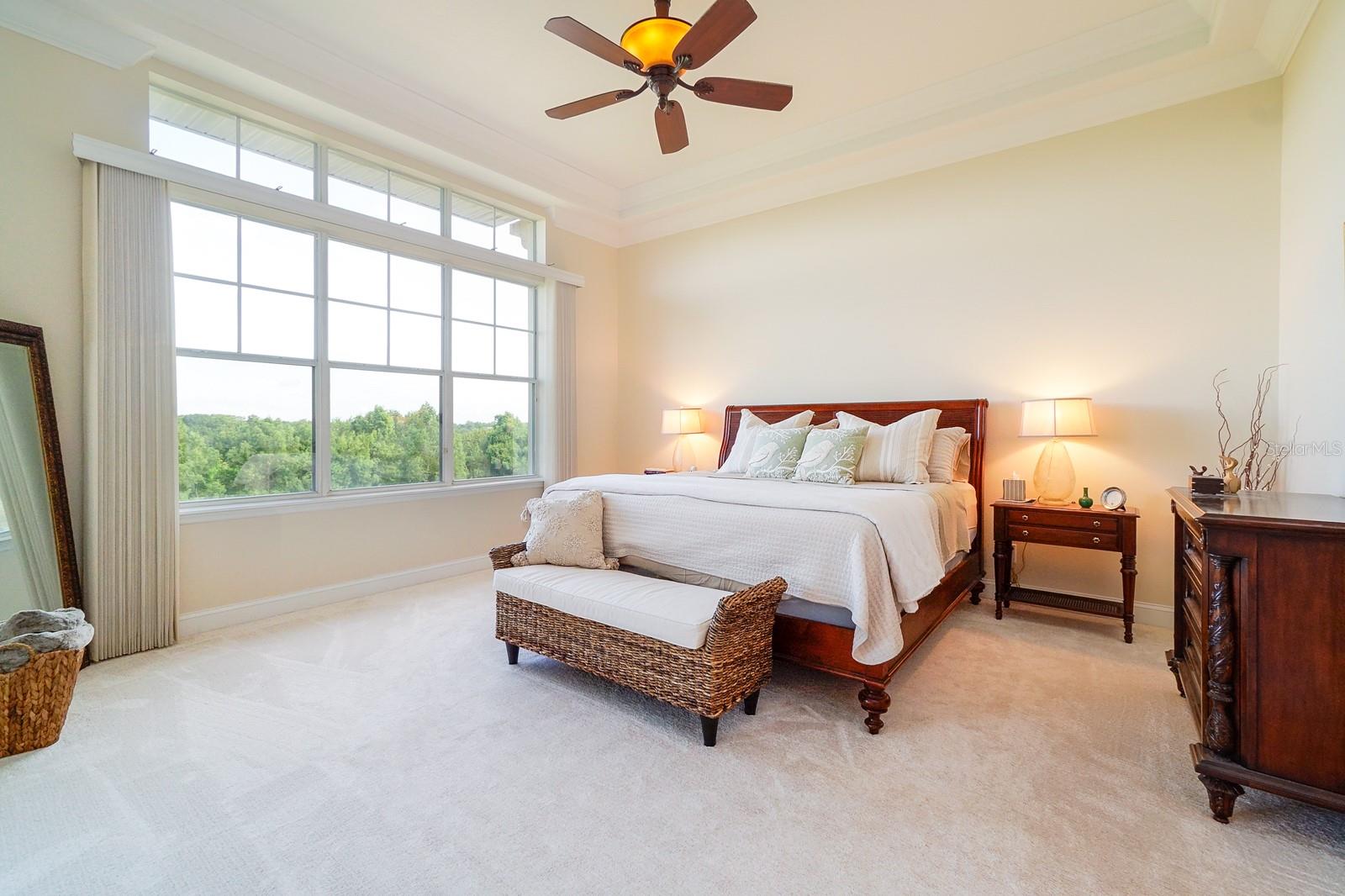 913 LOTUS VISTA DR #302