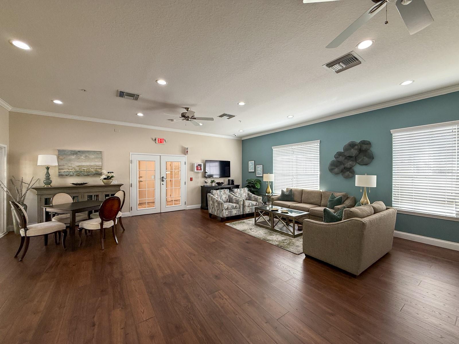 913 LOTUS VISTA DR #302