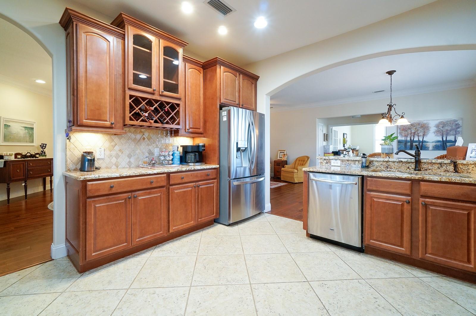 913 LOTUS VISTA DR #302