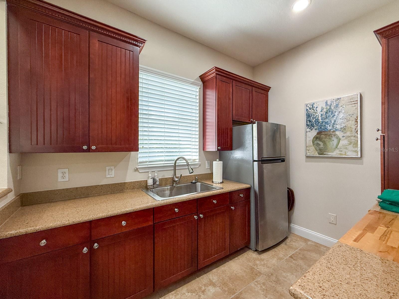 913 LOTUS VISTA DR #302