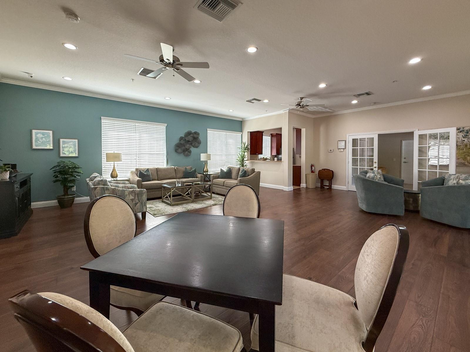 913 LOTUS VISTA DR #302