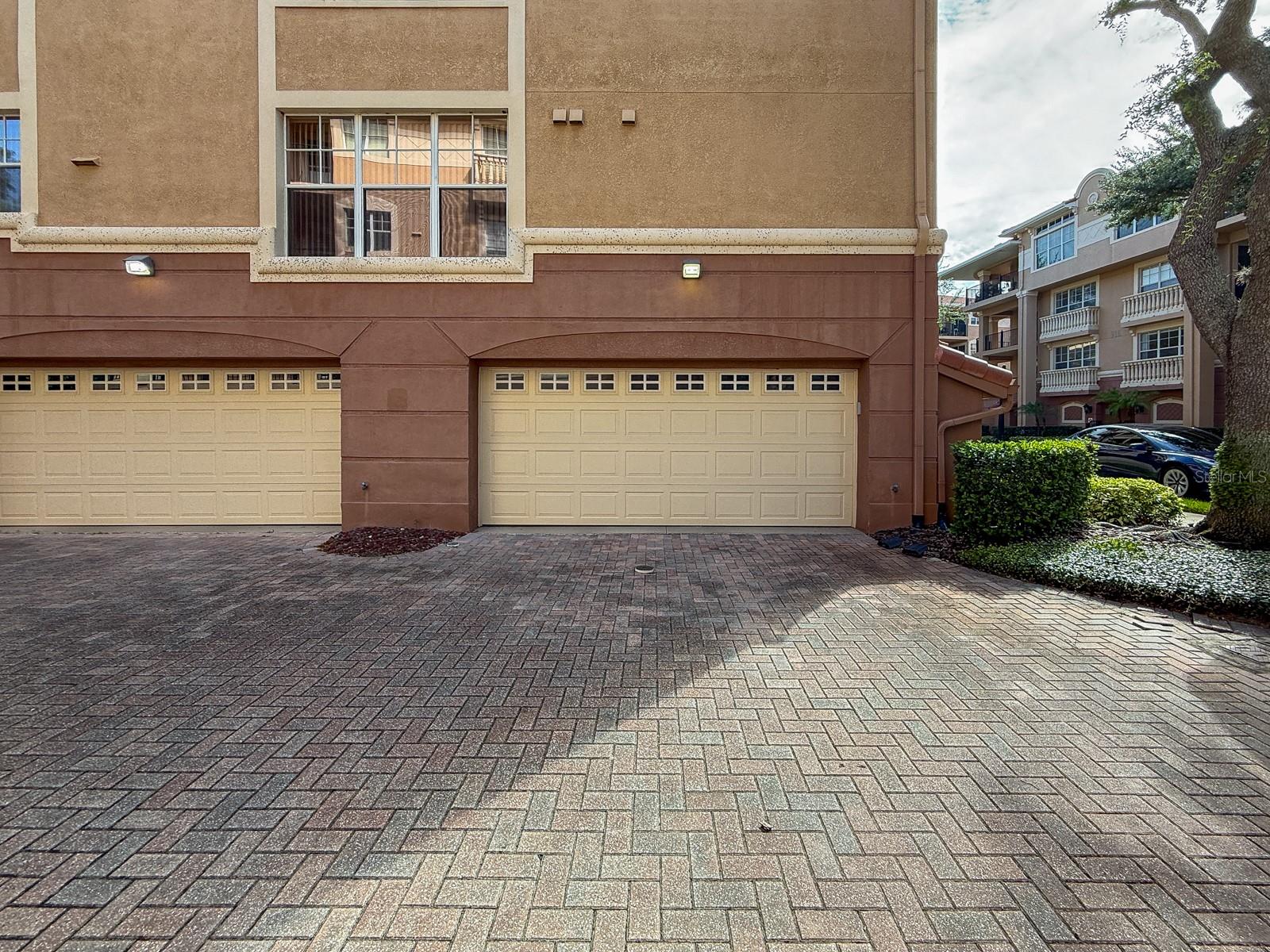 913 LOTUS VISTA DR #302