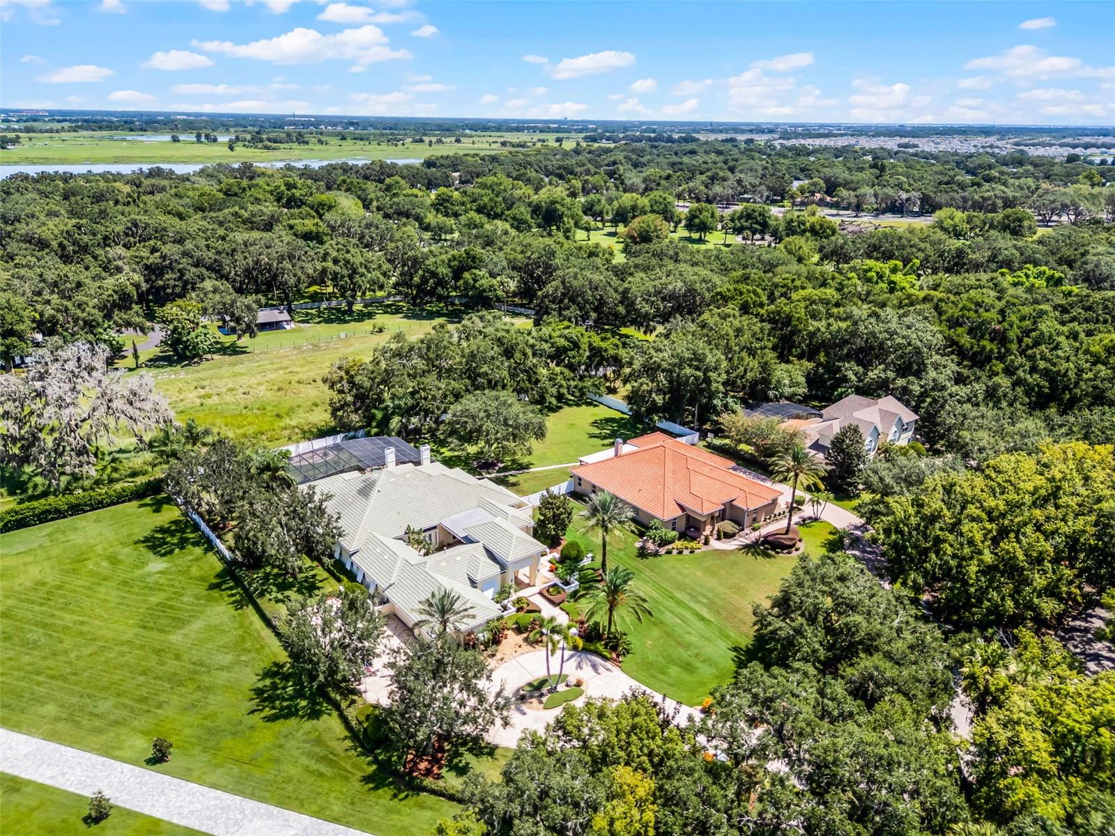 1393 GRANDVIEW BLVD