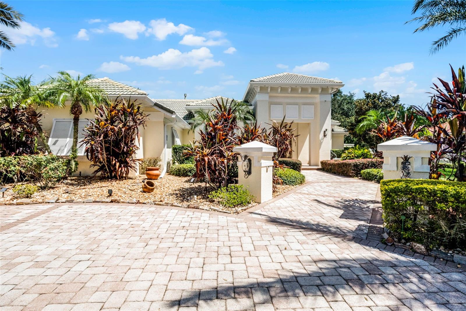 1393 GRANDVIEW BLVD