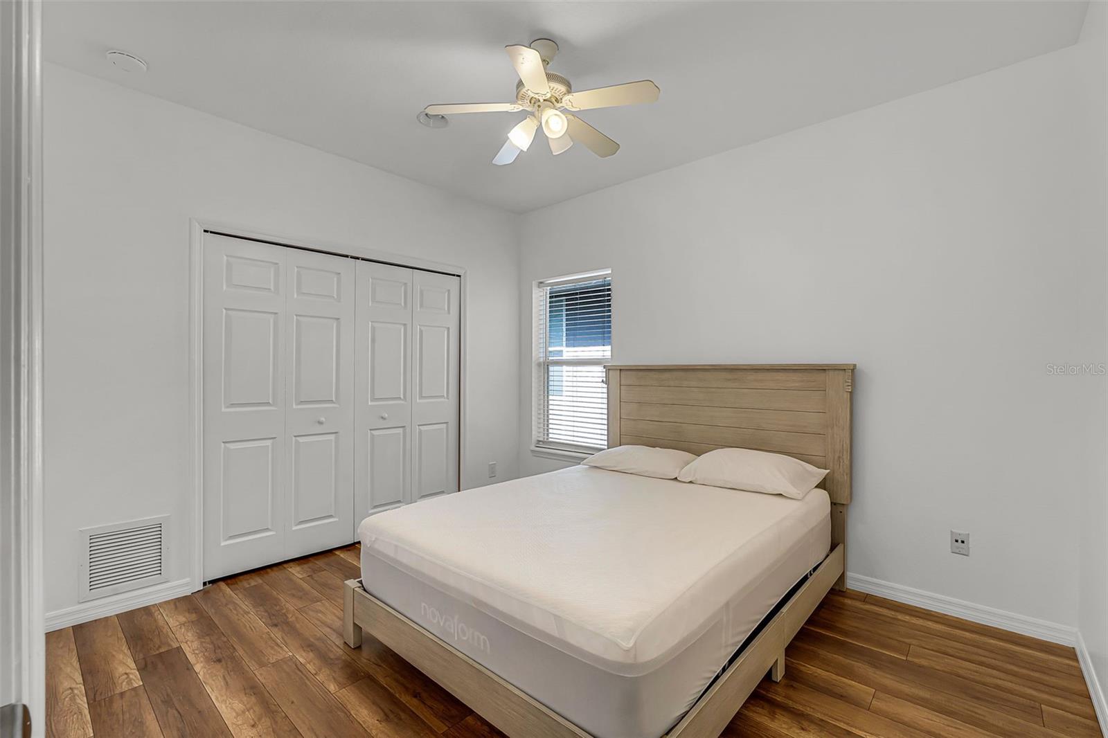 11 W HARVARD ST