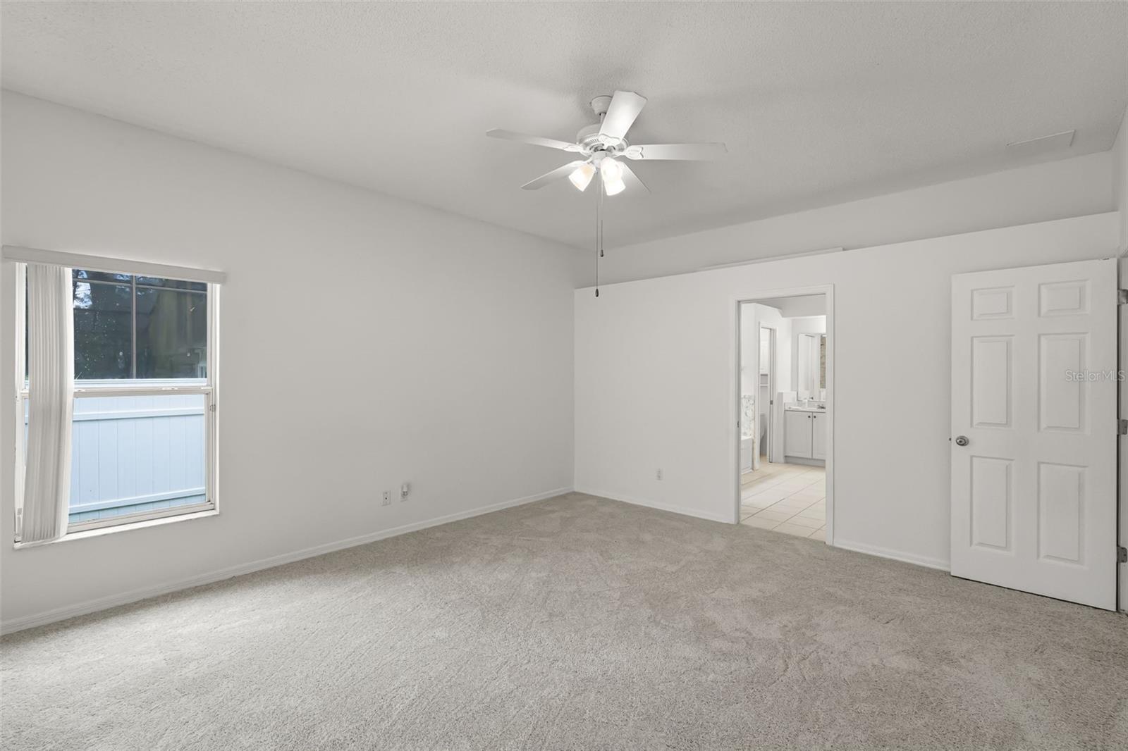 1223 VICKERS LAKE DR