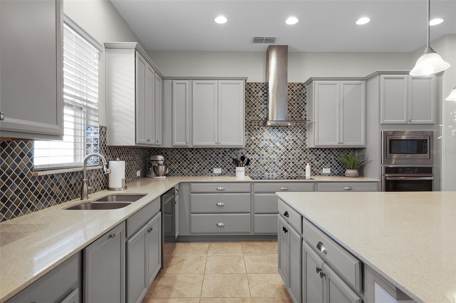 17176 GATHERING PLACE CIR