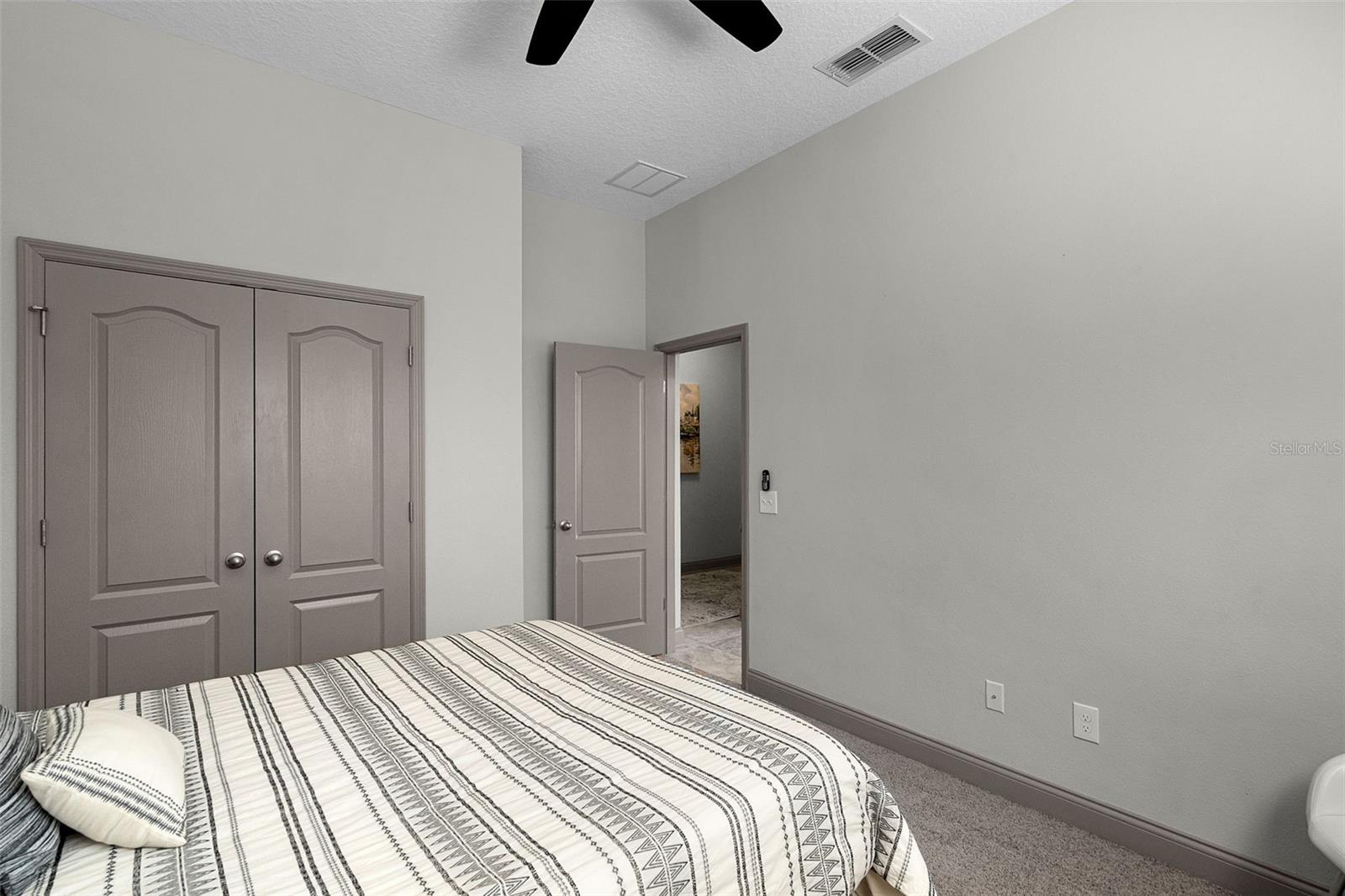 17176 GATHERING PLACE CIR