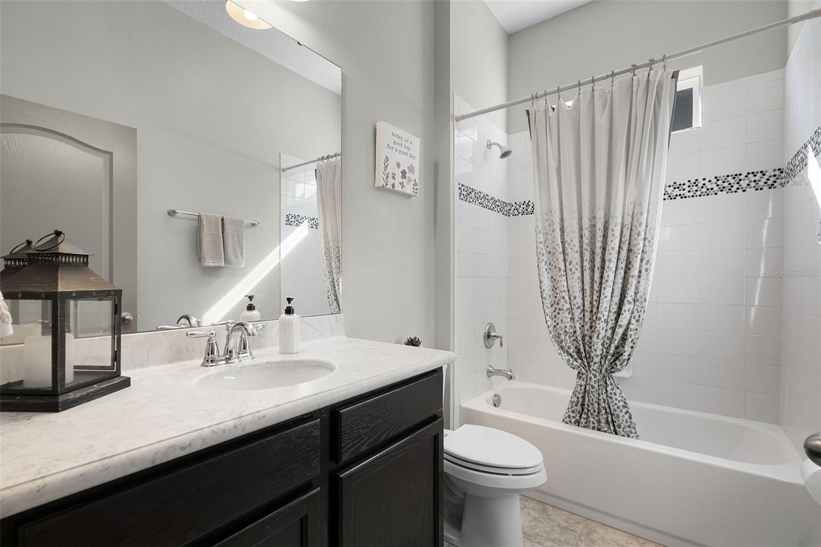 17176 GATHERING PLACE CIR