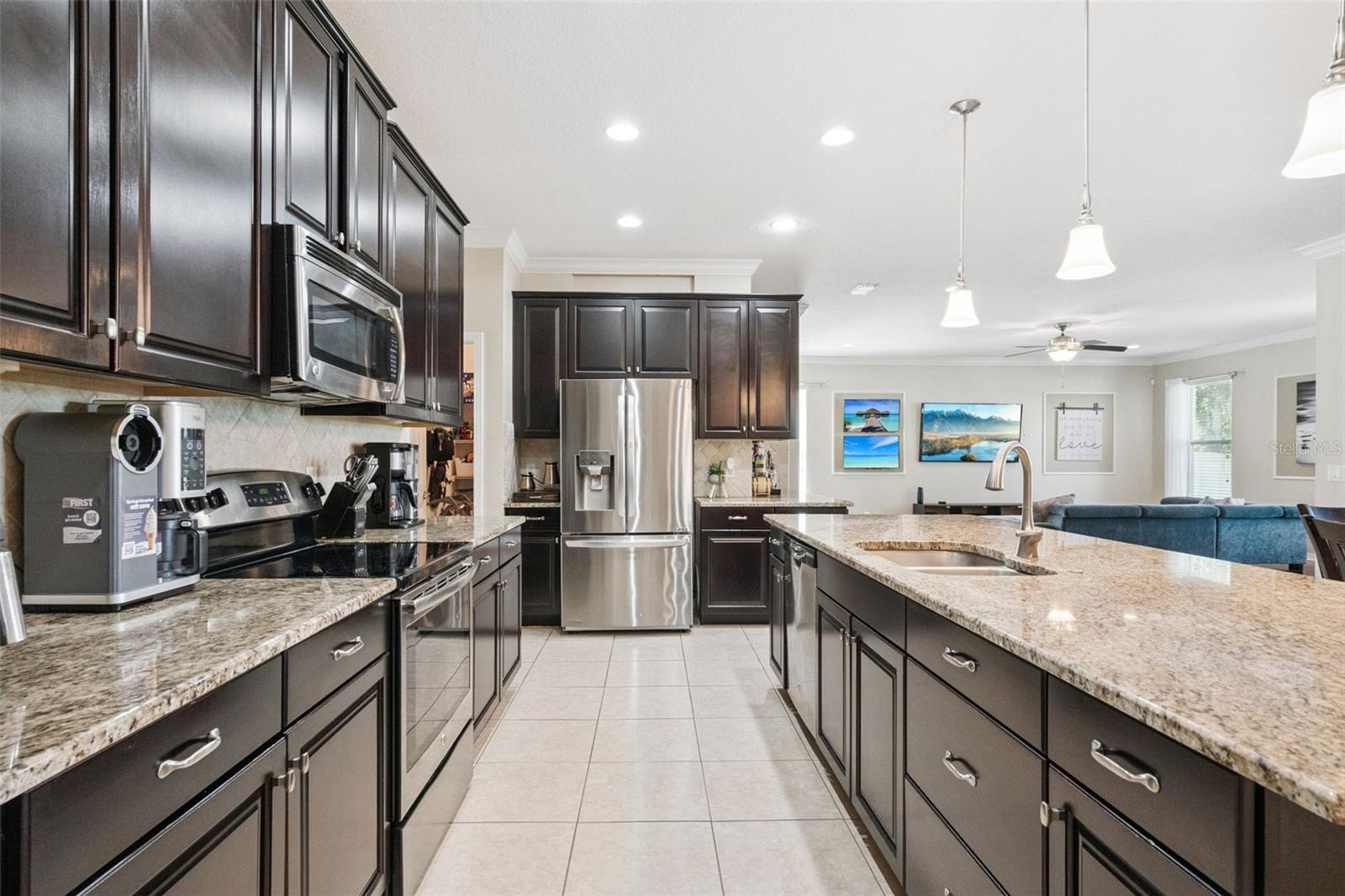 964 GALWAY BLVD