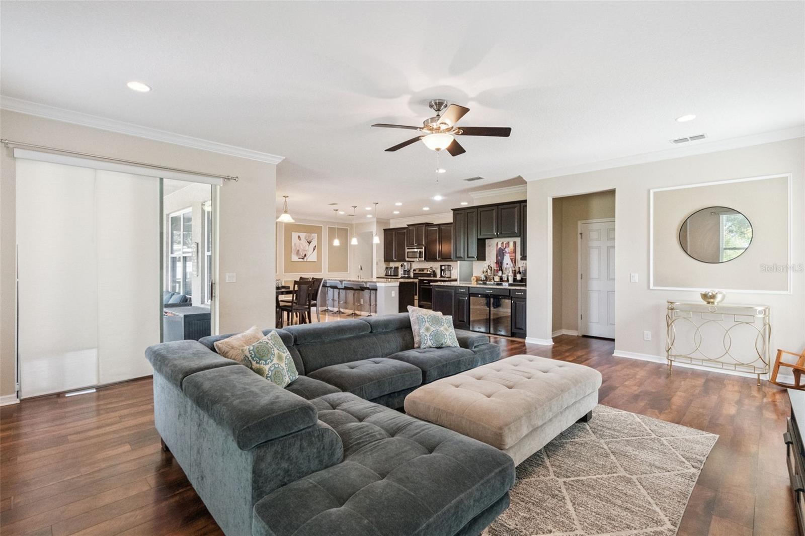 964 GALWAY BLVD