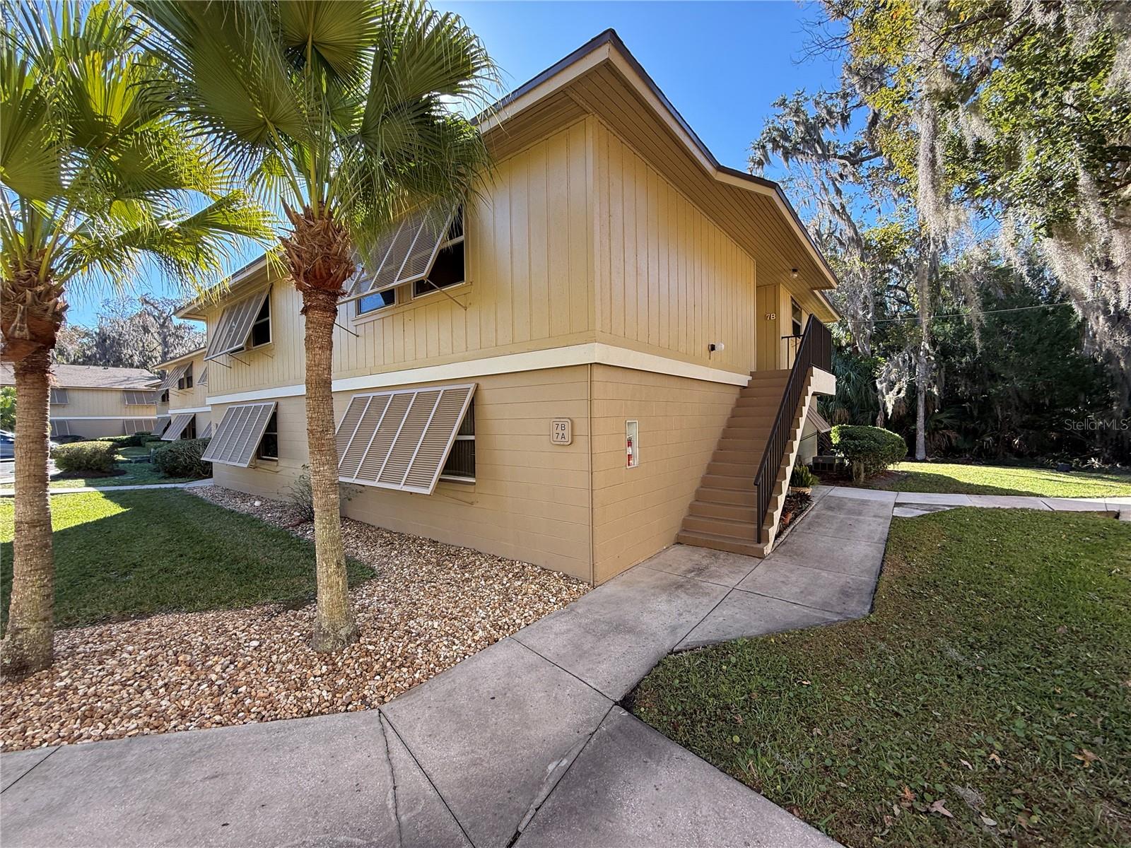 130 JASMINE WOODS CT #7B