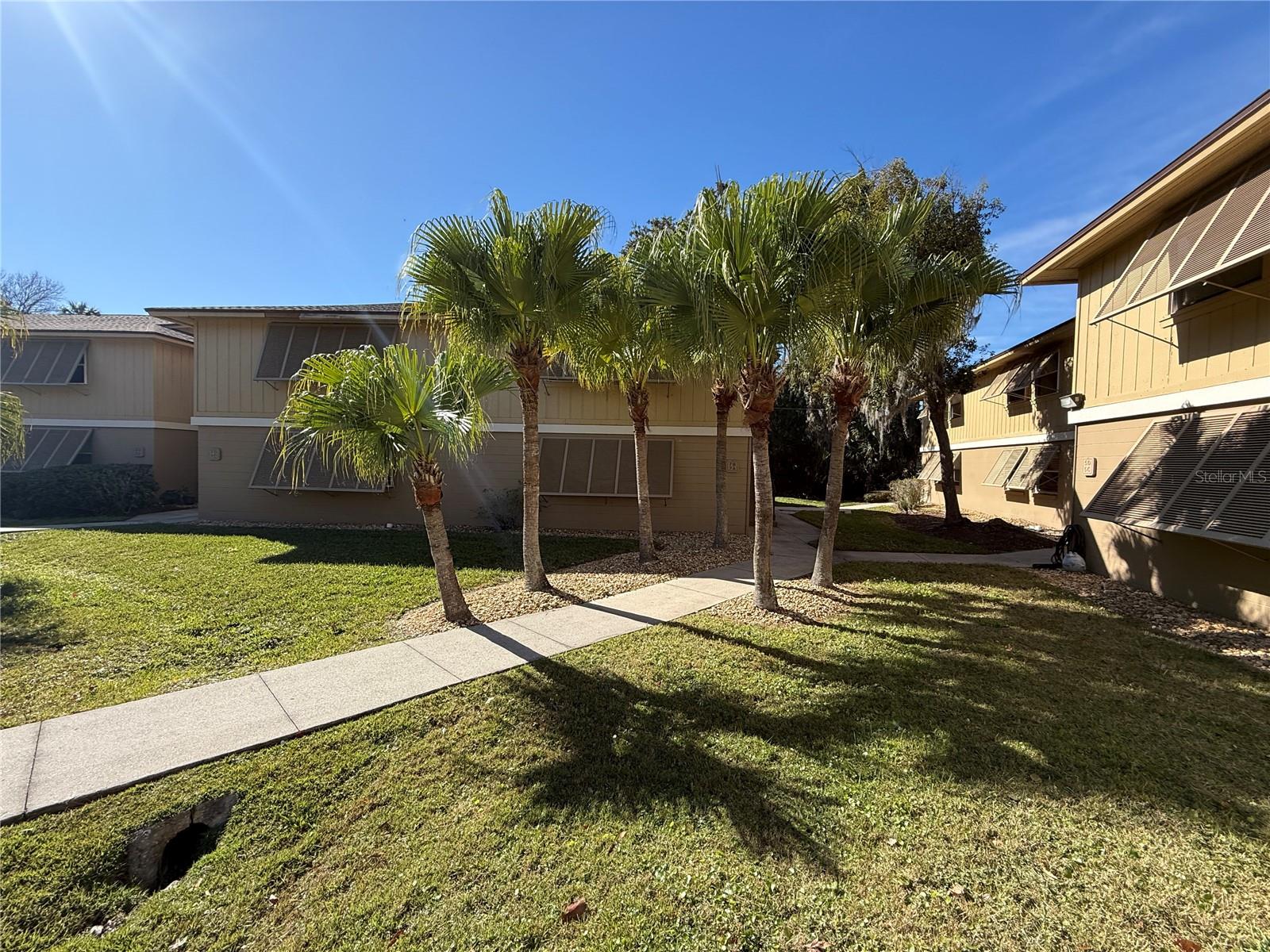 130 JASMINE WOODS CT #7B