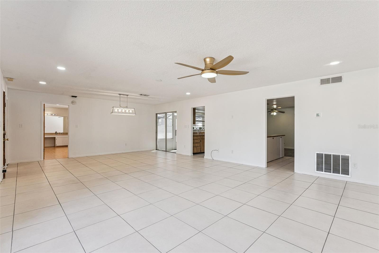 1457 MAGELLAN CIR #1003