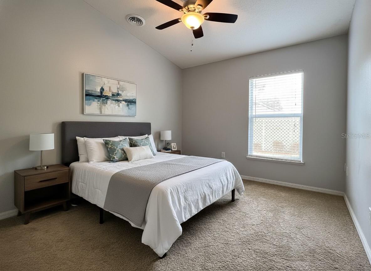522 GRAND ROYAL CIR