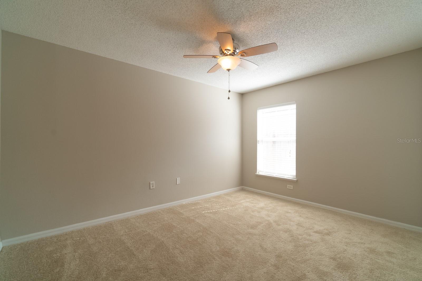 522 GRAND ROYAL CIR
