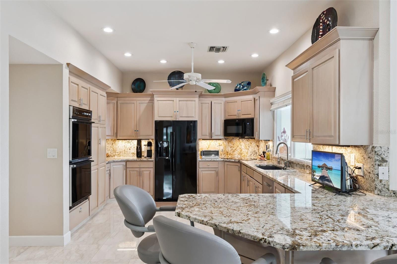 315 MENASHE CT