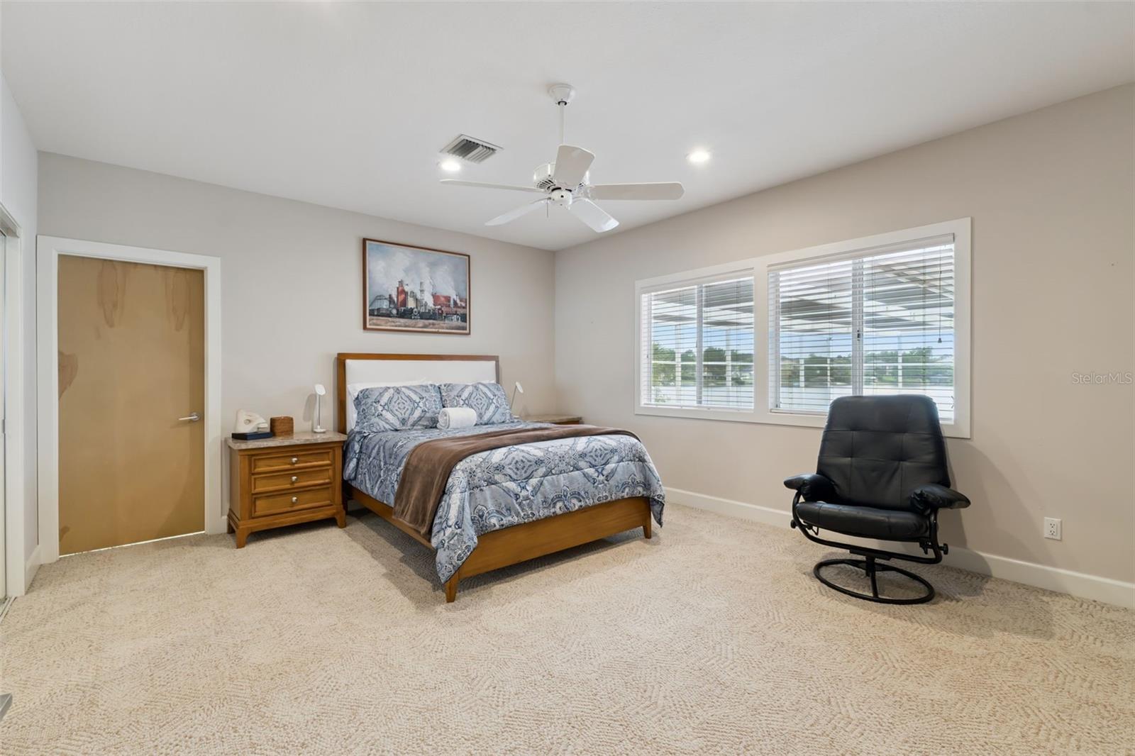 315 MENASHE CT