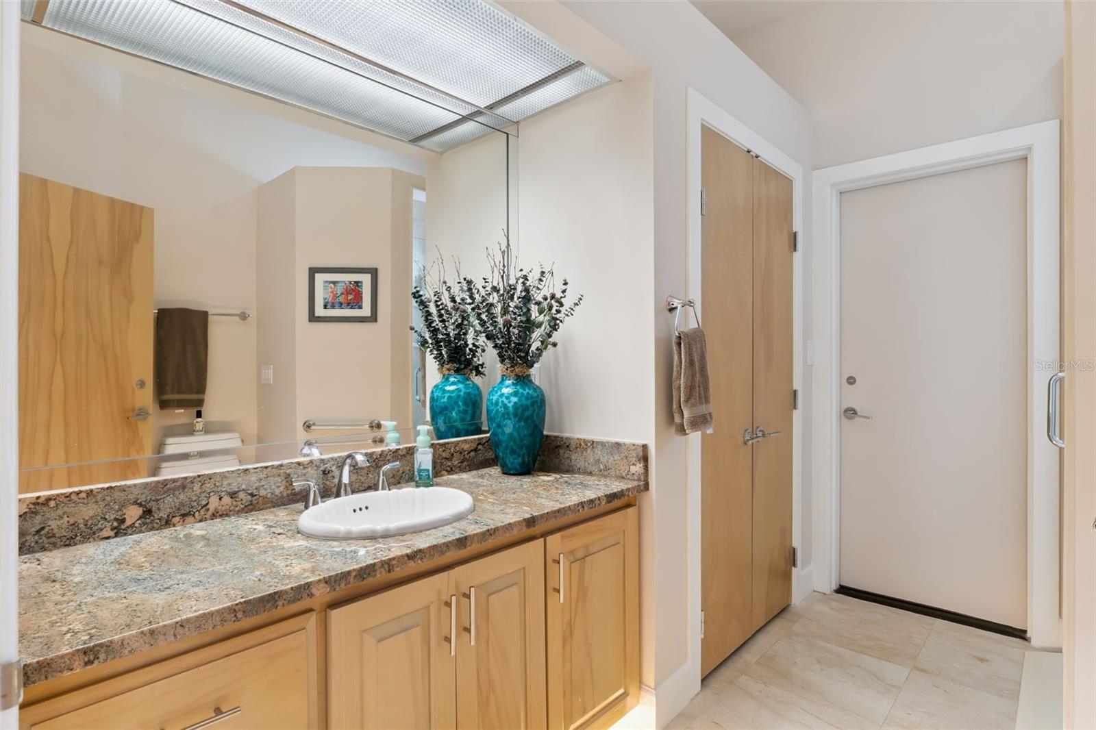 315 MENASHE CT