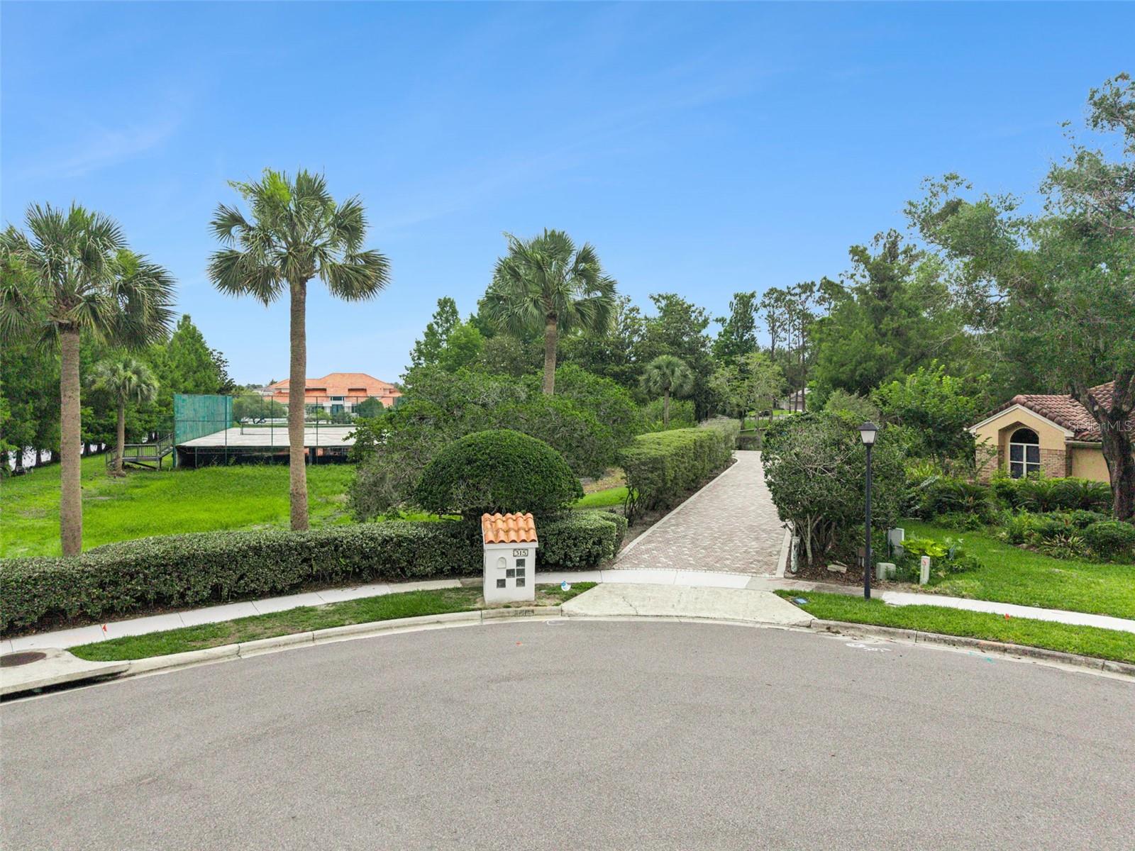 315 MENASHE CT
