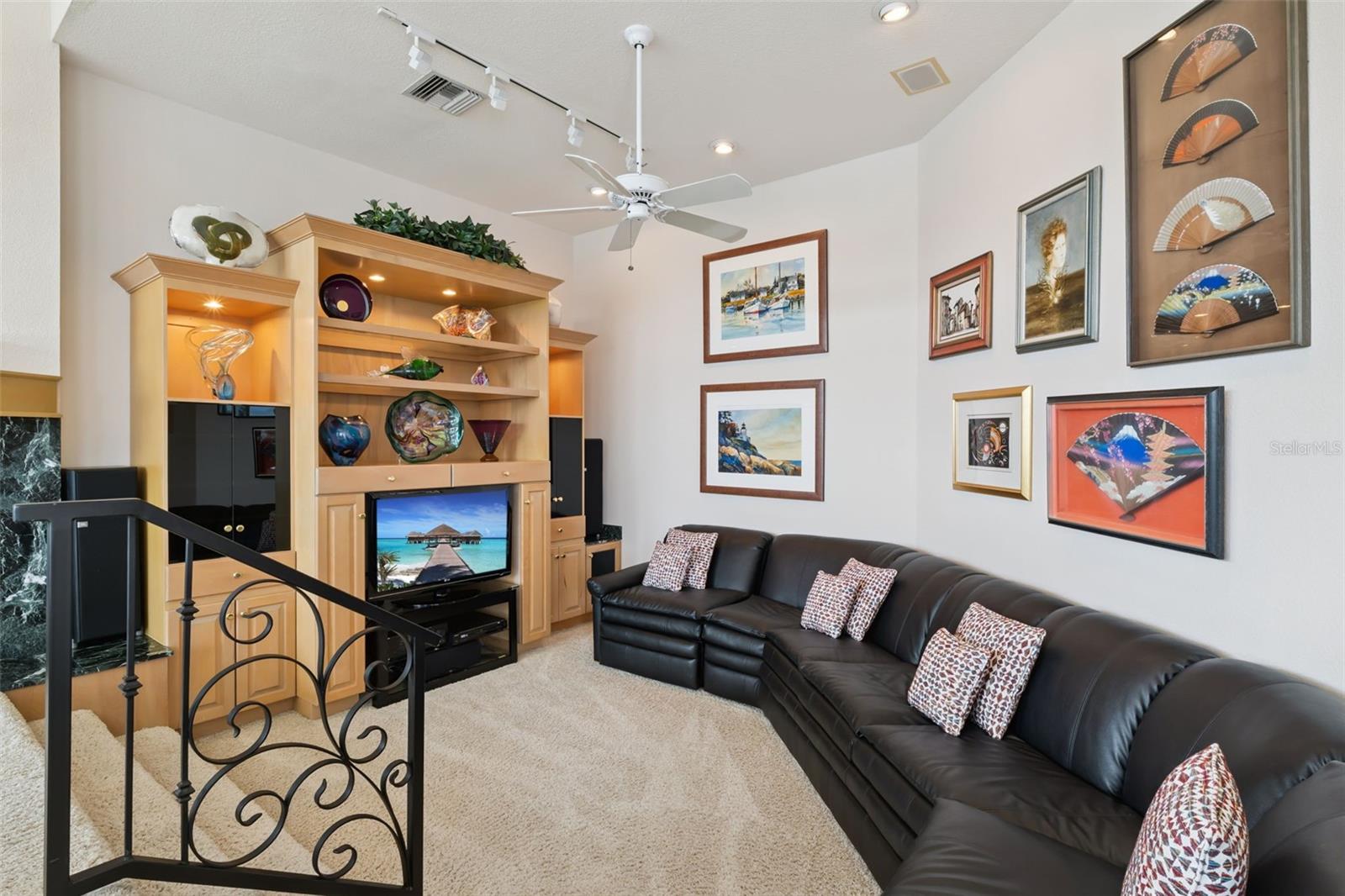 315 MENASHE CT