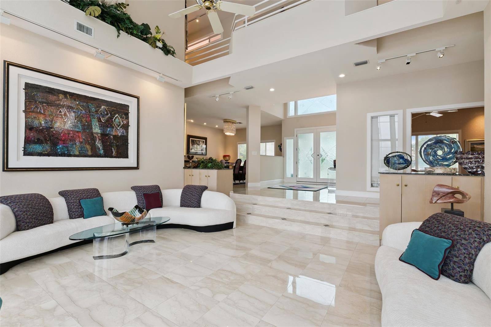 315 MENASHE CT