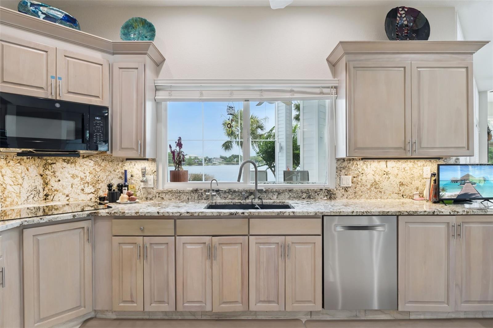 315 MENASHE CT