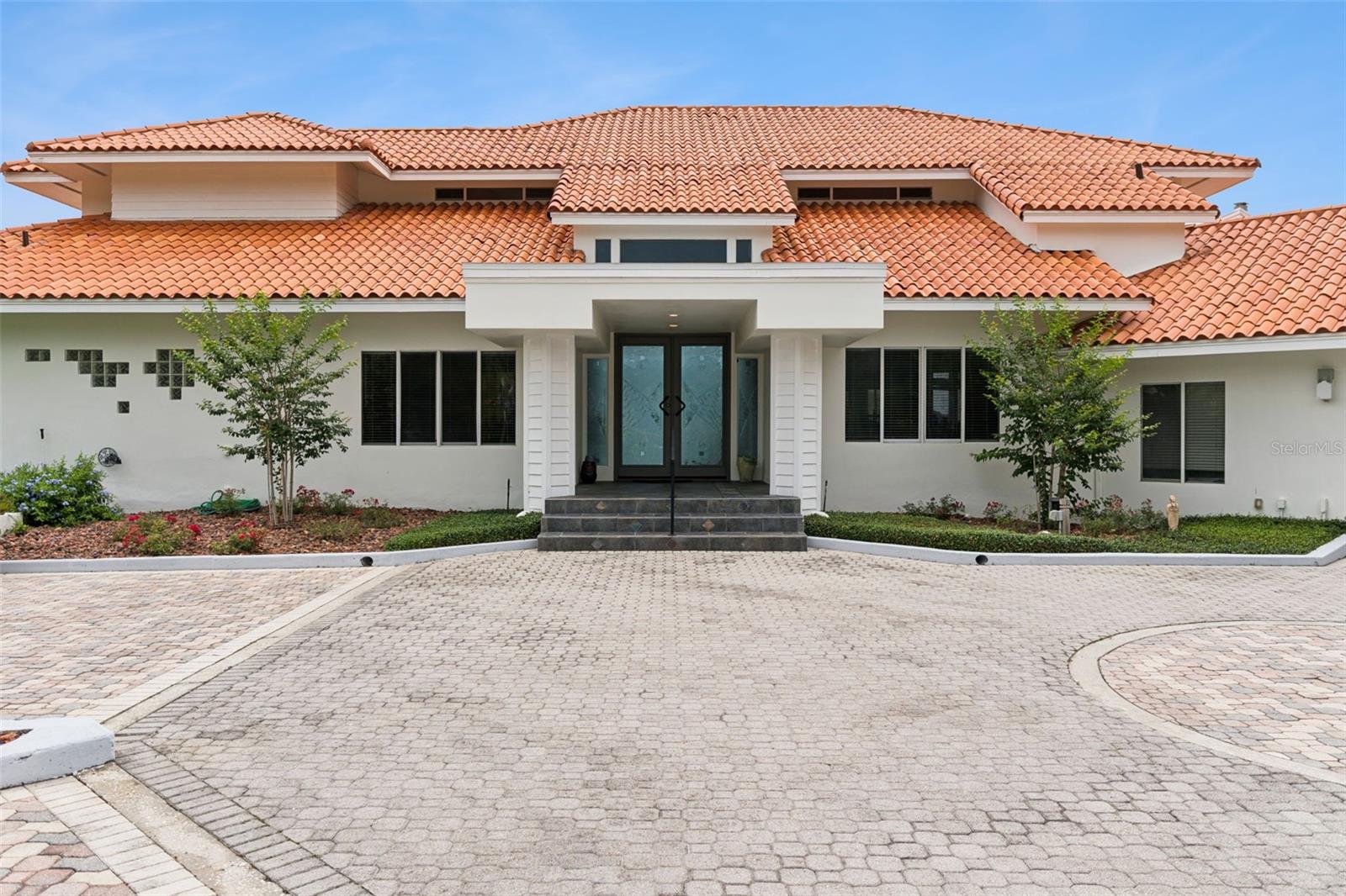 315 MENASHE CT