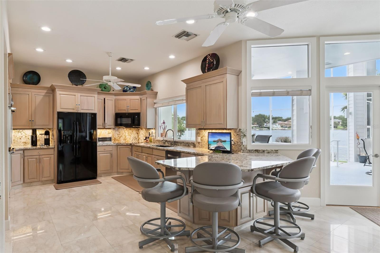 315 MENASHE CT
