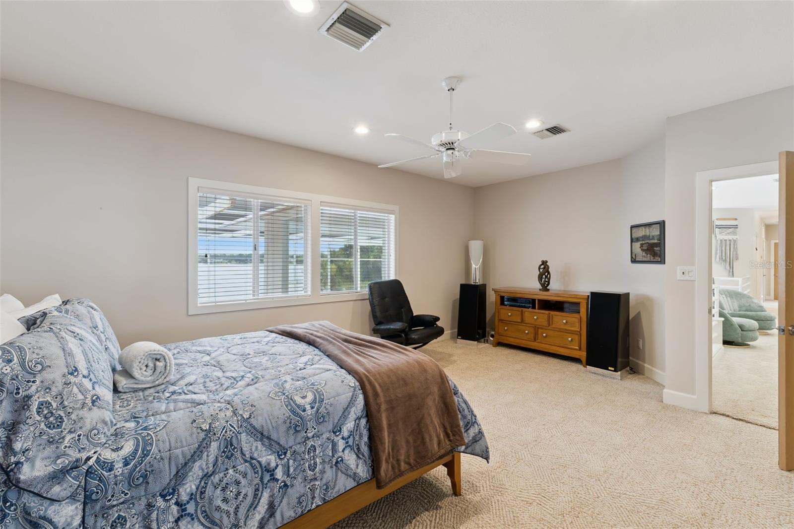 315 MENASHE CT
